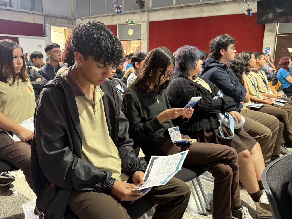 Estudiantes de colegios técnicos profesionales de Santo Domingo de Heredia, Pavas y Granadilla participaron en la jornada