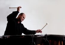 Bosques, volcanes y Caribe en concierto dan a Ricardo Alvarado el Premio Nacional de Música