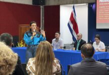 Trazan alianza para fortalecer educación y democracia