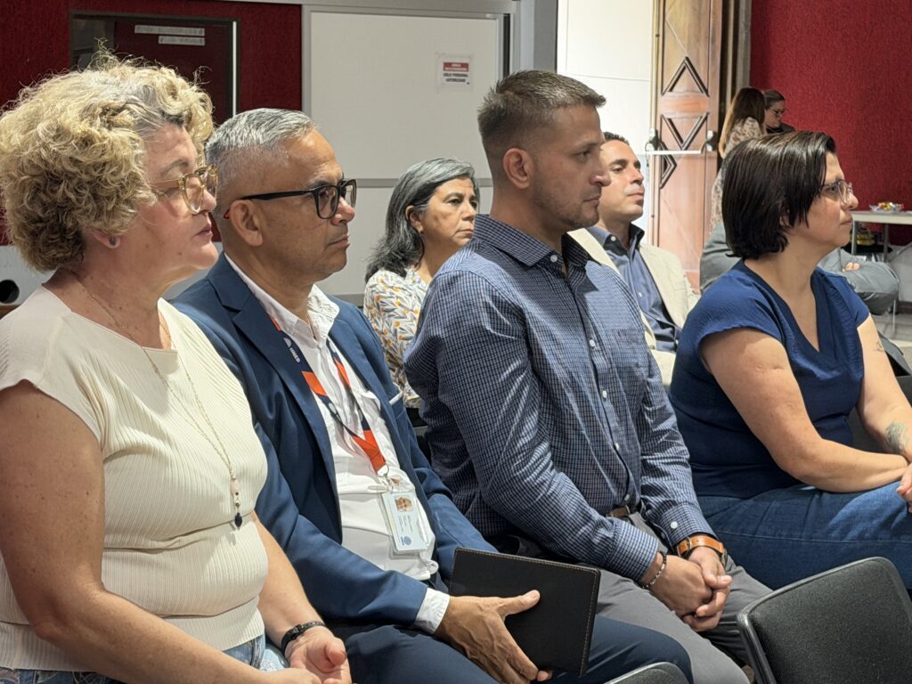 Encuentro intersectorial para definir líneas de trabajo en educación y democracia hacia 2026.