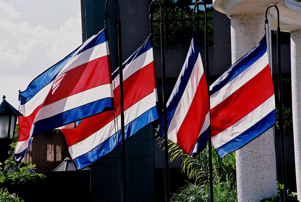 Costa Rica enfrenta el desafío de fortalecer sus mecanismos de vigilancia y prevención ante nuevas formas de influencia del crimen organizado en los procesos democráticos.